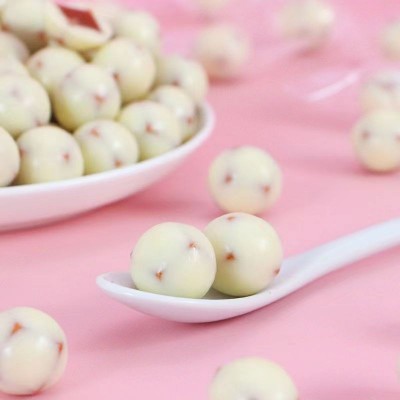 网红同款酸奶山楂球 白巧克力奶球 散装休闲零食 厂家批发 500g/