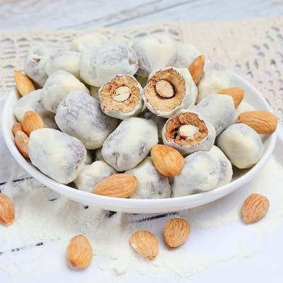厂家直供萃老大奶酪枣巴旦木夹杏仁奶芙无核夹心枣子袋装奶酪枣