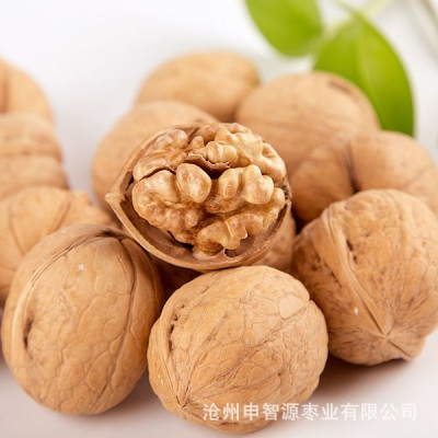 新疆纸皮核桃2022新货阿克苏185薄皮新鲜原味手捏可开