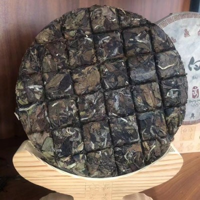 【小额批发】福建白茶寿眉格子饼陈香足裸饼手撕工艺白茶饼150g