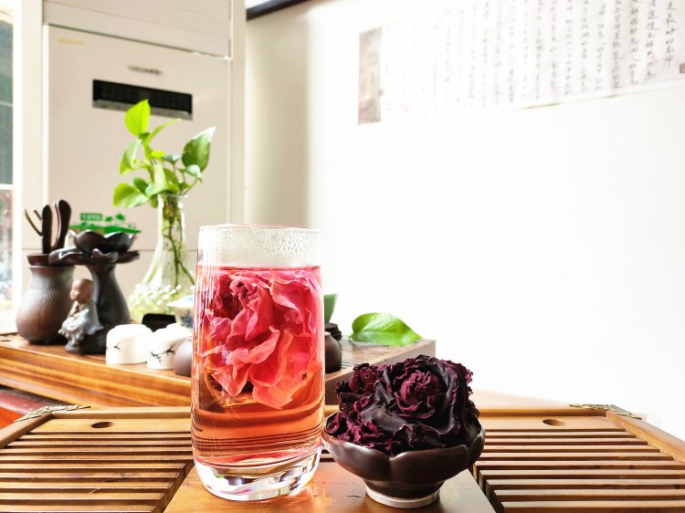 墨红玫瑰花冠茶
