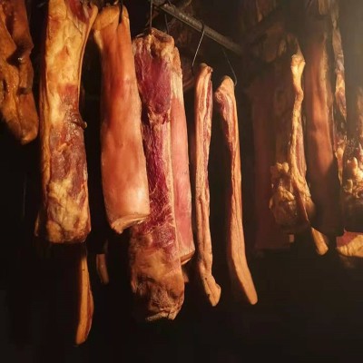 湖北恩施柴火慢炕腊肉五花后腿一件代发批发定制贴牌团购礼盒搭配