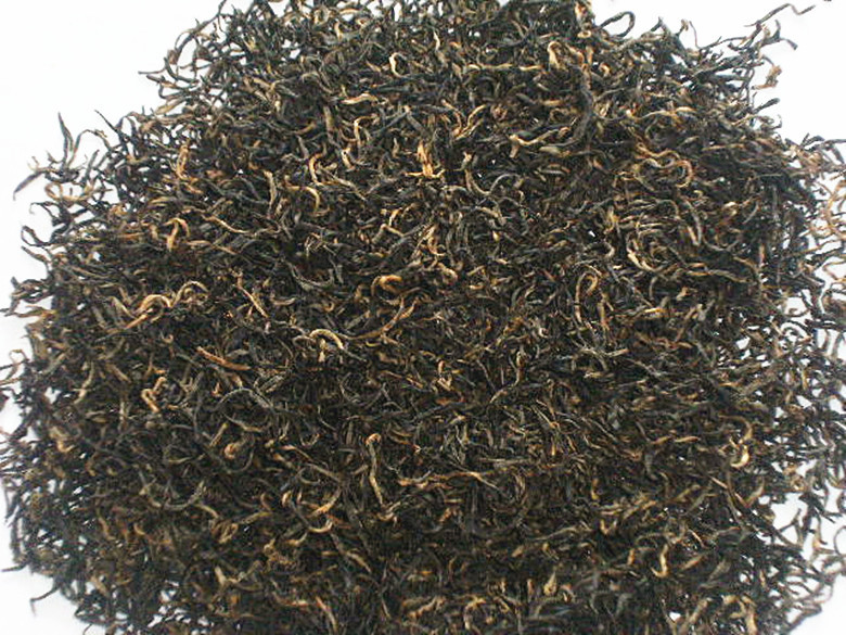 2014一芽一红茶样品堆_副本