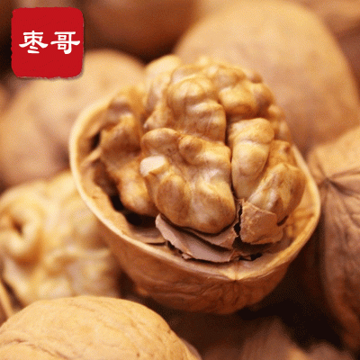 新疆薄皮纸皮核桃休闲零食阿克苏原味核桃干果零食新货送夹子包邮