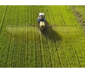 怪不得德国是农业大国，看看德国大型机械耕地，速度超乎你的想象